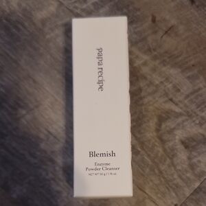 Blemish Enzyme Powder Cleanser - White